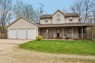 /international/us/7938-e-highway-59-milton-wi-110105218376/