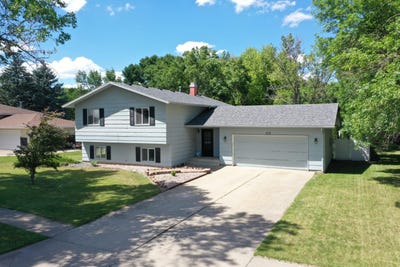 /international/us/1115-ne-15th-avenue-aberdeen-sd-110109008900/