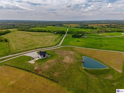 /international/us/140-stringtown-road-bloomfield-ky-110107463065/