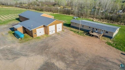 /international/us/4090-s-county-rd-a-superior-wi-110106173123/