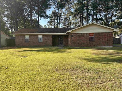 /international/us/1406-ridgway-road-pine-bluff-ar-110108282492/
