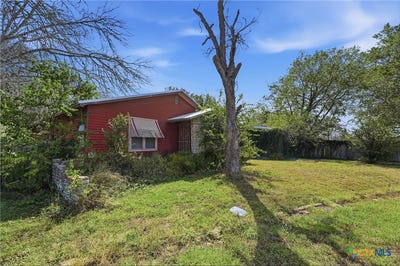 /international/us/520-seydler-street-gonzales-tx-110110018612/