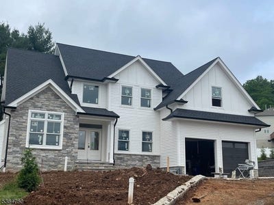 /international/us/4-hemlock-cir-warren-twp-nj-110100381806/?lang=pt