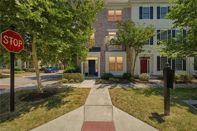 /international/us/120-peyton-randolph-drive-yorktown-va-110108237870/