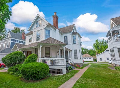 /international/us/101-union-avenue-saratoga-springs-ny-110105285069/