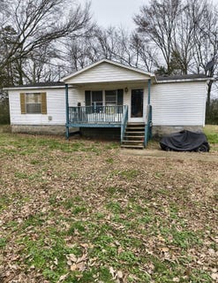 /international/us/2435-long-street-new-johnsonville-tn-110106933947/