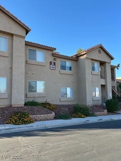 /international/us/2110-los-feliz-street-las-vegas-nv-110100632632/