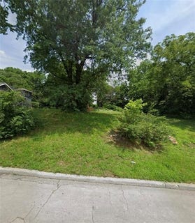 /international/us/4439-agnes-avenue-kansas-city-mo-110105901940/