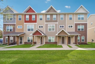 /international/us/9120-greenspire-drive-west-des-moines-ia-110110336498/