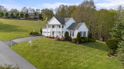 /international/us/868-undercliff-terrace-princeton-wv-110107573408/