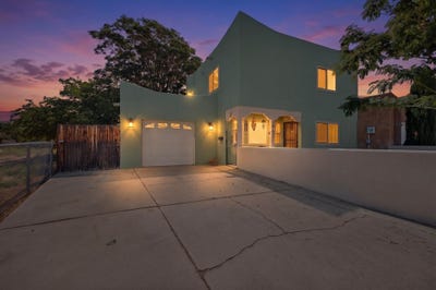 /international/us/1648-moon-street-ne-albuquerque-nm-110108721722/