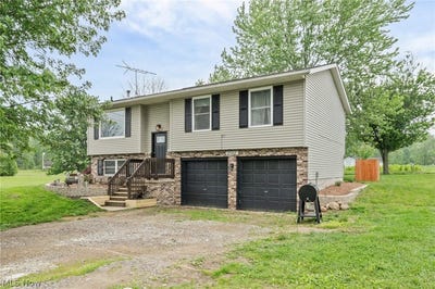 /international/us/2142-tarragon-drive-west-salem-oh-110108387667/