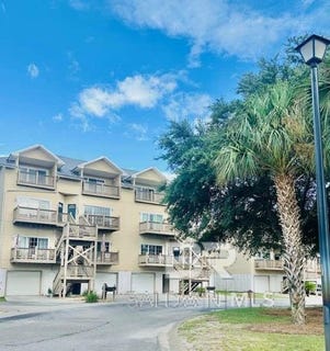 /international/us/4-yacht-club-drive-daphne-al-110101269857/