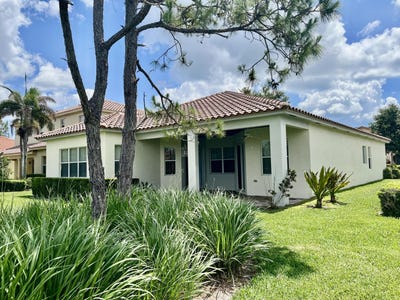 /international/us/5579-55th-avenue-vero-beach-fl-110108914013/