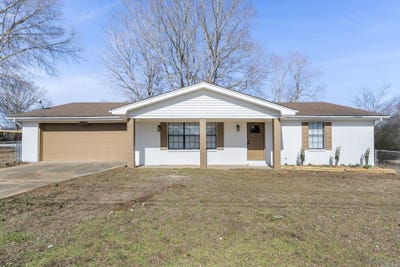 /international/us/8563-renee-circle-benton-ar-110105505793/
