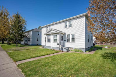 /international/us/1301-cypress-ave-superior-wi-110108490946/