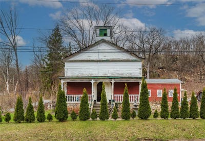 /international/us/11-orange-turnpike-southfields-ny-110098826962/