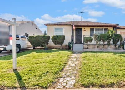 /international/us/13031-s-catalina-avenue-gardena-ca-110090382028/?lang=en