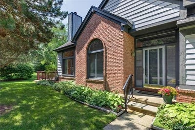 /international/us/2775-lochmoor-boulevard-orion-twp-mi-110109388141/