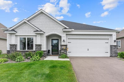 /international/us/8025-walnut-lane-corcoran-mn-110109859963/