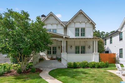/international/us/612-forrest-drive-homewood-al-110101219258/