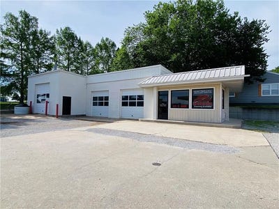 /international/us/101-s-main-street-concordia-mo-110099692504/