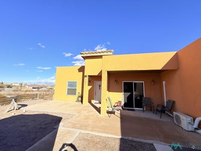 /international/us/707-erie-avenue-elephant-butte-nm-110104603051/