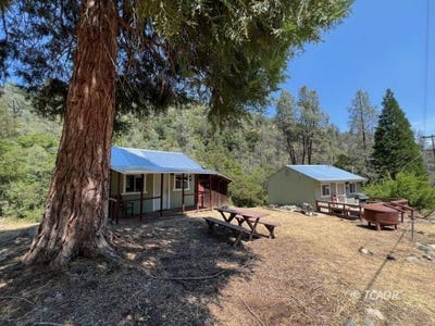 /international/us/3495-harrison-gulch-rd-platina-ca-110092816427/