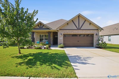 /international/us/6518-oak-meadow-drive-owens-cross-roads-al-110120742185/