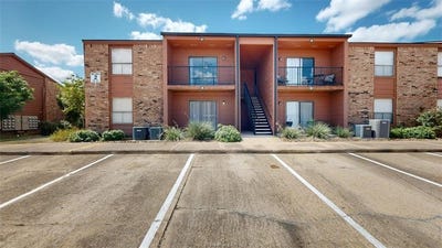 /international/us/904-university-oaks-drive-college-station-tx-110107690484/