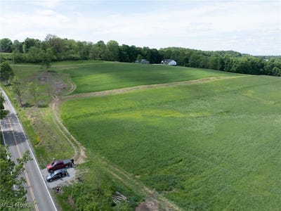 /international/us/county-road-160-millersburg-oh-110099816712/
