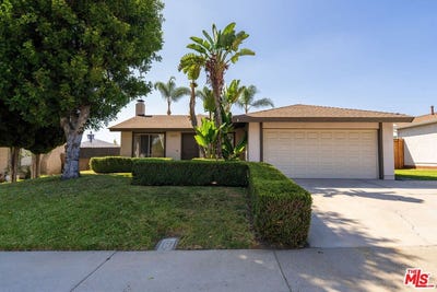 /international/us/4315-via-de-los-robles-yorba-linda-ca-110110234661/