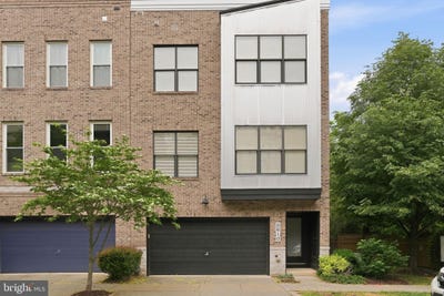 /international/us/5610-lustine-hyattsville-md-110107892619/