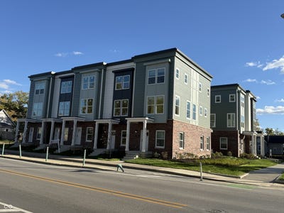 /international/us/2611-e-new-york-street-indianapolis-in-110095638412/