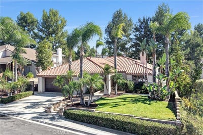 /international/us/28282-la-caleta-mission-viejo-ca-110120629701/