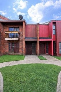 /international/us/1204-chimney-wood-lane-new-orleans-la-110106251600/