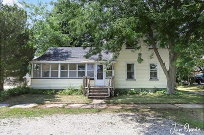 /international/us/8897-stebbins-street-montague-mi-110101153555/