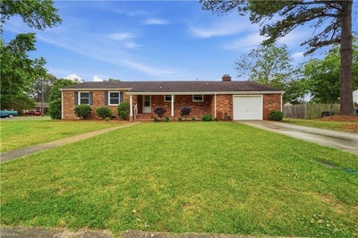 /international/us/212-hallbridge-drive-chesapeake-va-110108425690/