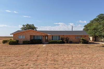 /international/us/175-county-road-220-seminole-tx-110119758286/