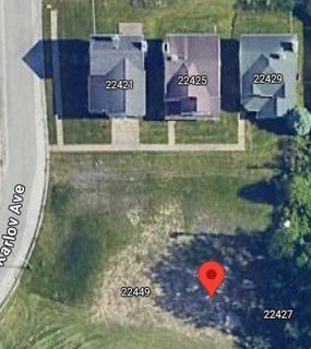 /international/us/22453-karlov-avenue-richton-park-il-110095371303/