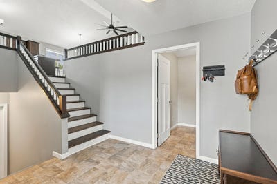 /international/us/2108-blake-avenue-lester-prairie-mn-110119922039/