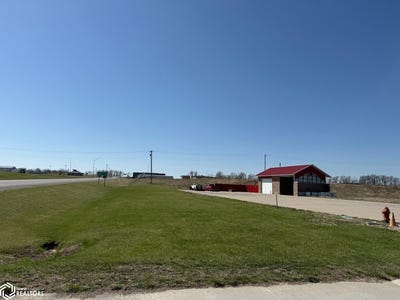 /international/us/808-s-washington-street-bloomfield-ia-110106814336/