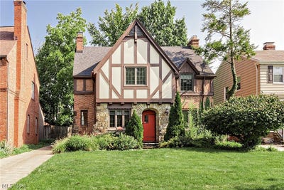 /international/us/3781-westwood-road-university-heights-oh-110110013972/
