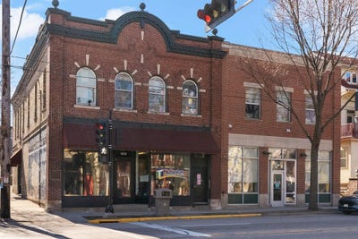 /international/us/1053-williamson-street-madison-wi-110098308101/