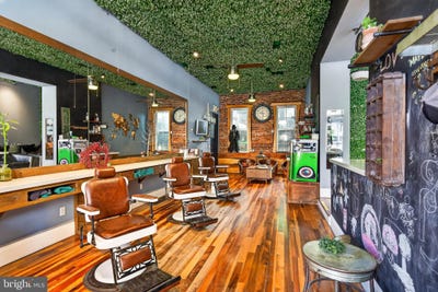 /international/us/27-s-main-street-phoenixville-pa-110108192266/