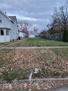 /international/us/531-9th-street-sw-cedar-rapids-ia-110108228144/