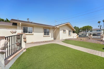 /international/us/2391-heather-street-simi-valley-ca-110100617869/