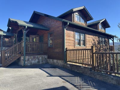 /international/us/656-park-vista-way-gatlinburg-tn-110106697070/