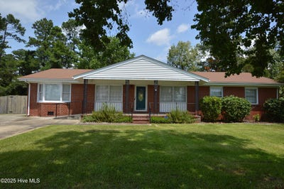 /international/us/305-brynn-marr-road-jacksonville-nc-110100244317/