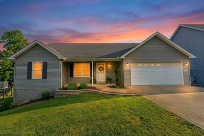 /international/us/191-eastgate-drive-morgantown-wv-110107399224/